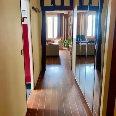 Hyper Centre Vieux Marche *